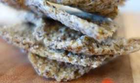 Chia Quinoa Sprout Crackers