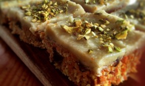 Walnut cake